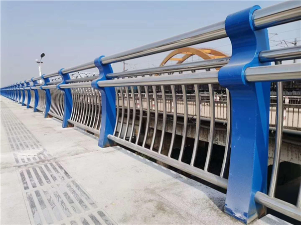 江门304不锈钢复合管护栏的生产工艺揭秘
